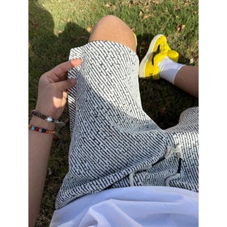 【HOT 本舖】男裝 小香風針織短褲男款夏季黑白斑馬紋褲子潮牌高階感寬鬆休閒五分褲