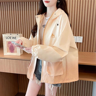 早秋風衣女2024新款春秋季韓版寬鬆薄款大尺碼慵懶風漸變色小外套外套