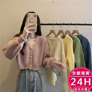 【梨卡】隔日到貨 女裝 外套 毛衣 針織 秋冬 小香風外套 保暖針織上衣 氣質設計感 短版毛衣DR6539【現貨24H】