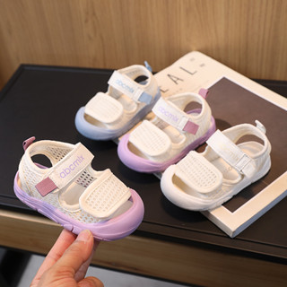 2025 新款夏季透氣網眼嬰兒涼鞋防滑鞋底幼兒沙灘鞋鉤環鞋頭嬰兒 First Walkers