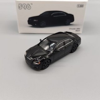 596 Model 1:64 克萊斯勒 300C 珠白色 亮黑 合金汽車模型絕版模型
