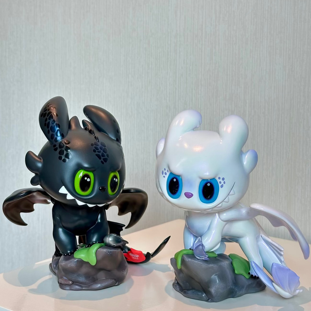 [正品]POPMART 泡泡瑪特LABUBU馴龍高手·無牙仔&隱藏款光煞大娃手辦公仔玩偶擺件禮物