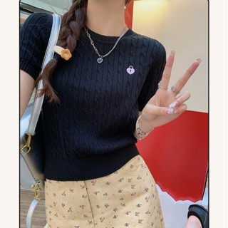 【HOT 本舖】 短袖t恤女夏季新款修身顯瘦百搭黃色麻花復古短款針織衫洋氣上衣