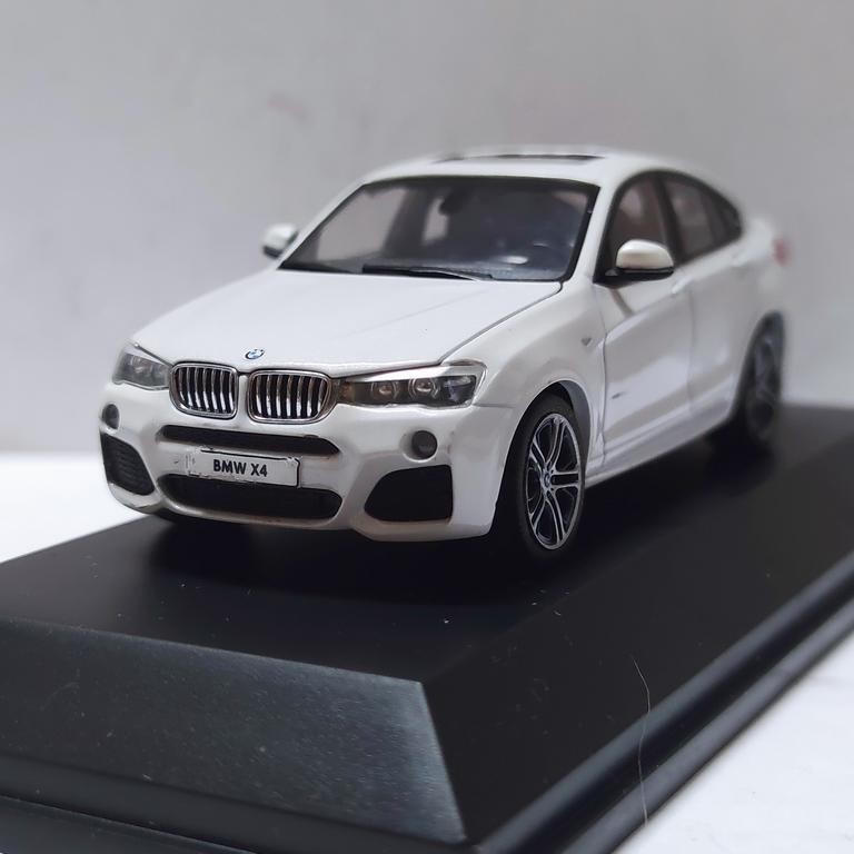 [現貨]HERPA 1:43 BMW X4 白色 合金轎車模型 瑕疵