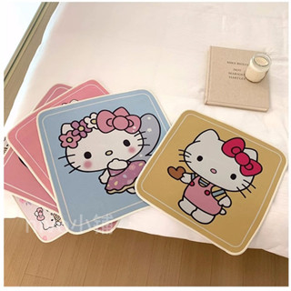 【臺灣熱賣】可愛卡通kitty貓毛絨坐墊辦公室柔軟久坐加厚椅墊沙發墊薄款客廳