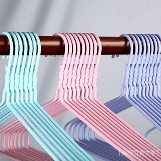 新品熱銷 免運🎀【3815人收藏】加粗加厚衣架衣服撐陽臺衣掛防滑學生宿捨晾衣架衣櫃無痕衣架子