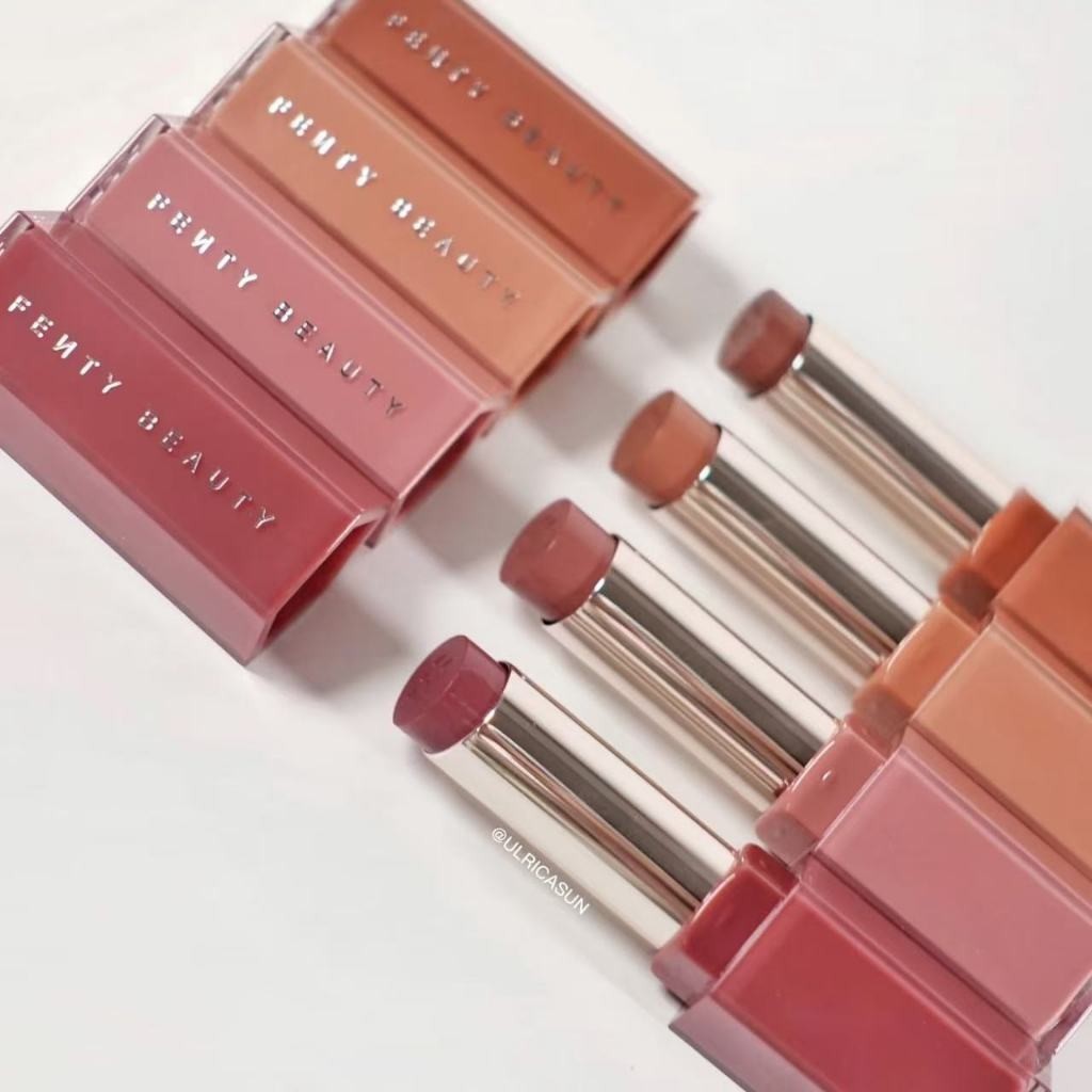 正貨丨現貨快速出 Fenty Beauty Gloss Bomb 潤唇膏3.6g 唇蜜 口紅 Plumper 唇霜