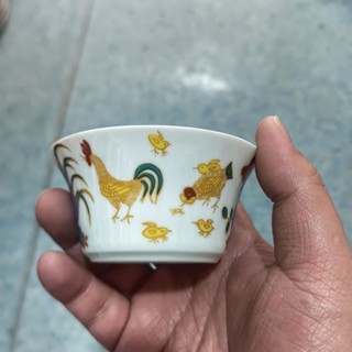 大明成化宮廷御用款鬥彩滿工雞紋馬蹄杯古玩收藏擺件家居老貨撿漏4-18-9