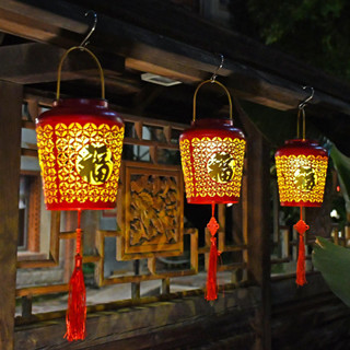 【免運】太陽能燈 春節裝潢燈 新年福燈籠 春節紅色鐵藝燈籠 LED太陽能