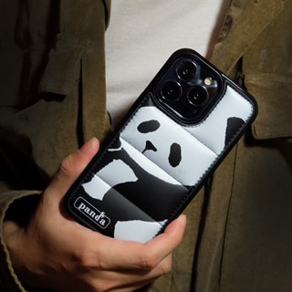 棉服羽絨服黑色白色熊貓手機殻適用於 iPhone 16 15 14 12 11 13 Pro Max 保護套