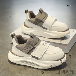 【臺灣出貨】男童鞋子厚底輕便皮麵運動休閒鞋2024鞦季新款女童兒童小白跑步鞋