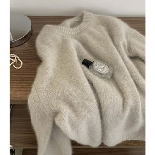 【遇見衣櫥】綿羊絨 高階感 純色 套頭毛衣 女秋冬新款 寬鬆 慵懶風 打底針織衫 溫暖風 百搭 設計感 氣質