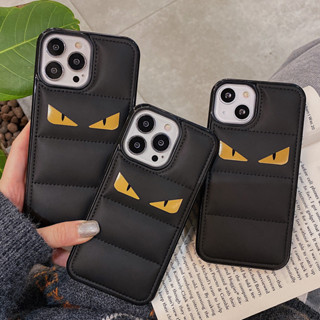 時尚棉服羽絨服造型邪眼手機殻適用於 iPhone 16 15 14 12 11 13 Pro Max