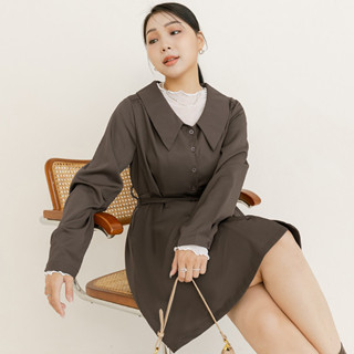 【PolyLulu】 MISS.可可歐蕾排釦翻領綁帶長袖洋裝(附綁帶) 中大尺碼洋 咖啡色