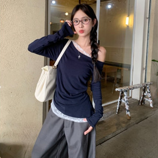 長袖T恤女生 性感斜肩 露肩上衣 韓版 修身顯瘦 大尺碼 辣妹必備 蕾絲拚接 假兩件