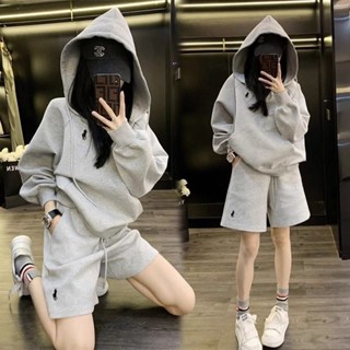 💗韓版女裝💗休閒套裝 胖MM特大尺碼300斤休閒運動大學T套裝女早春新款連帽上衣短褲兩件套2