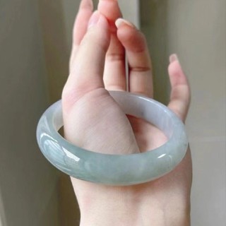冰種淺綠玉手鐲老坑翡翠天然翡翠色手鐲正圈玉石玉#冰種淺綠玉手鐲老坑翡翠天然翡翠色手鐲正圈玉石玉鐲人生日禮物