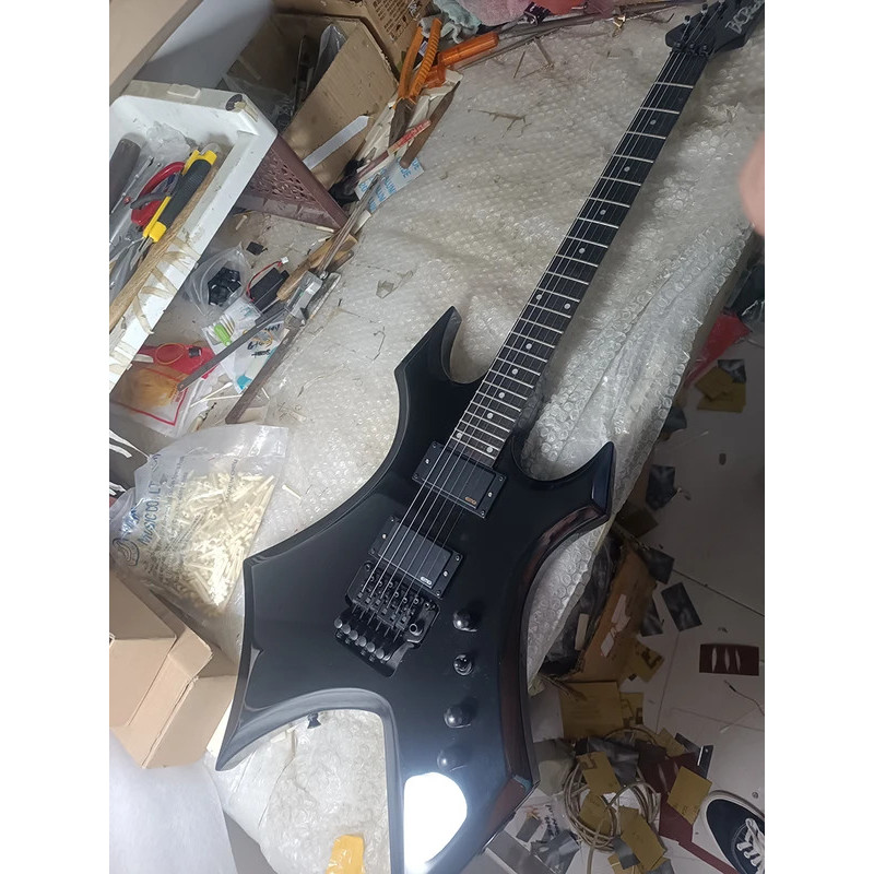 有貨 B.O.C.RICH 地獄火連接闆黑色電吉他，需要更多圖片聯係賣家，有貨，快速髮貨