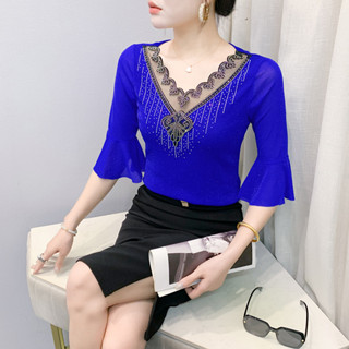 📣📣主流女裝✔️現貨M-3XL👗喇叭袖網紗t桖👗夏季新款韓版網紗設計感v領花邊燙鑽洋氣七分袖小衫防曬網紗上衣女 正韓衣著