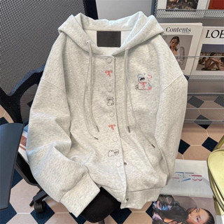實物圖】秋天女裝 長袖上衣女 大學T 真的萌翻瞭!!![小狗刺繡]連帽衛衣女 INS風韓版寬鬆超火上衣 帽T 現貨速發