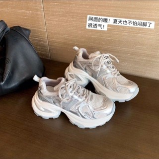 芊芊優選 7cm增高~2024春季新款輕便運動鞋透氣網麵厚底增高銀色老爹鞋女