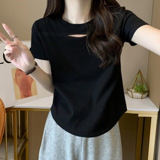 T恤女生 韓版 短袖 鏤空 上衣 修身顯瘦 大尺碼 舒適圓領 時尚百搭基礎款 純色簡約 夏季薄款