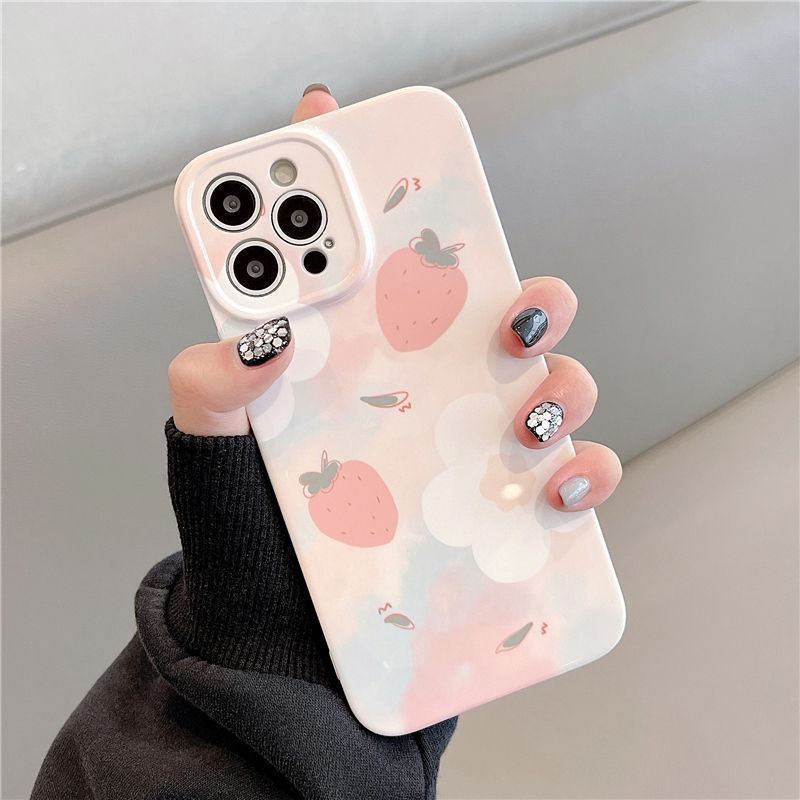 現貨速髮 韓版甜美小清新暈染草莓適閤蘋果16promax手機殻iPhone15pro輕奢少女心14/13/xs全包手機保