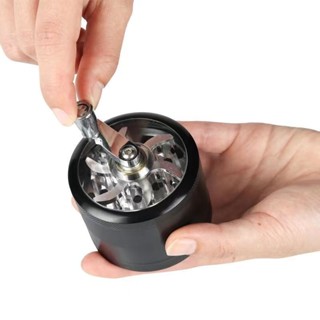 【臺灣出貨】手搖胡椒屬磨煙器 四層金屬電動菸絲 磨煙器 手動研磨器菸鬥配件