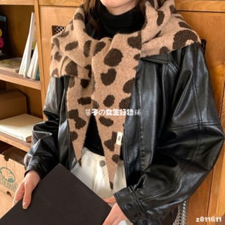 氣質爆表🫧豹紋圍巾秋冬季女2024新款韓系氛圍感保暖加厚羊毛三角巾披肩 兩用 三角巾披肩 保暖出行圍巾 針織披肩