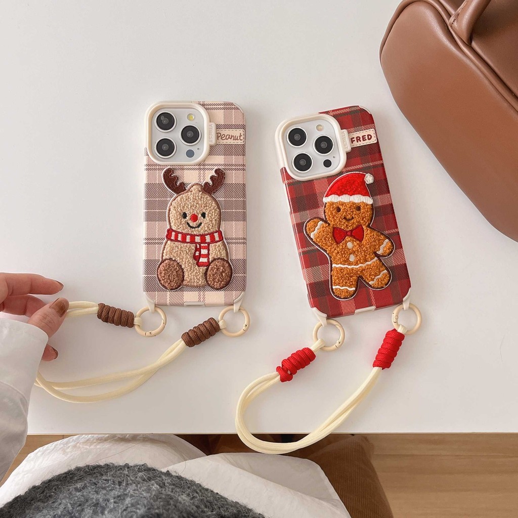 貼皮毛巾刺繡 姜餅人 麋鹿 適用於蘋果 iPhone 16 15 14 13 Pro Max 12 11 保護殼 手機殼