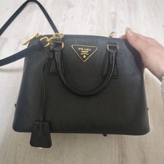 PRADA 肩揹包 Saffiano皮革 皮革 黑色 mercari 日本直送 二手