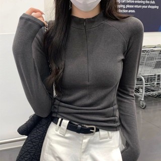 胖胖美依 上衣 長袖T卹 發熱衣 保暖 S-2XL新款德絨T卹半高領拉鍊上衣設計感魚骨長袖內搭打底衫-2395.