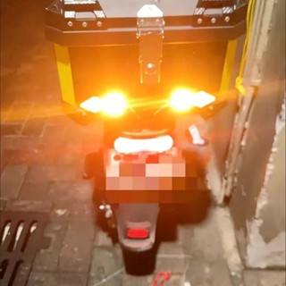 BEN*現貨+預購 機車轉向燈 LED燈12V箭頭爆閃尾燈剎車燈 黃光流光警示燈改裝外接