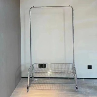🛍️【網紅移動衣架】落地掛衣架帶收納籃 服裝店展示架 臥室置物架 多功能可移動 ins風