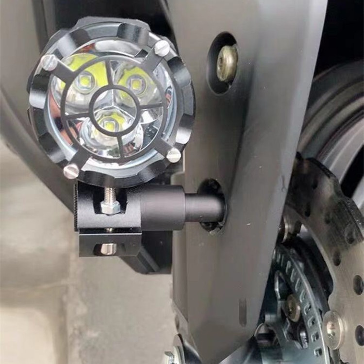 【台灣出貨】YAMAHA 山葉改裝燈支架TMAX530/500 NMAX150/250/300/400擋泥板射燈架