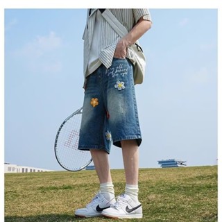 【HOT 本舖】男裝 嘻哈夏季潮牌花卉刺繡牛仔短褲男美式復古vibe設計感寬鬆五分褲