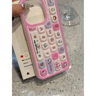 全新 Ins 粉色可愛 Hello Kitty 圖案鍵盤手機殼防摔手機殼適用於 iPhone 16 Promax 15