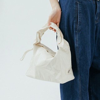 韓國Diff Hobo Signature Bag流浪包經典肩揹包/ 托特包/ 11 Colors/ 燕麥色 eslite誠品