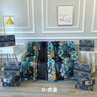 潮牌新品毛毯金貂絨法蘭絨大牌辦公室午睡毯休閒加厚禮品毯子5.12