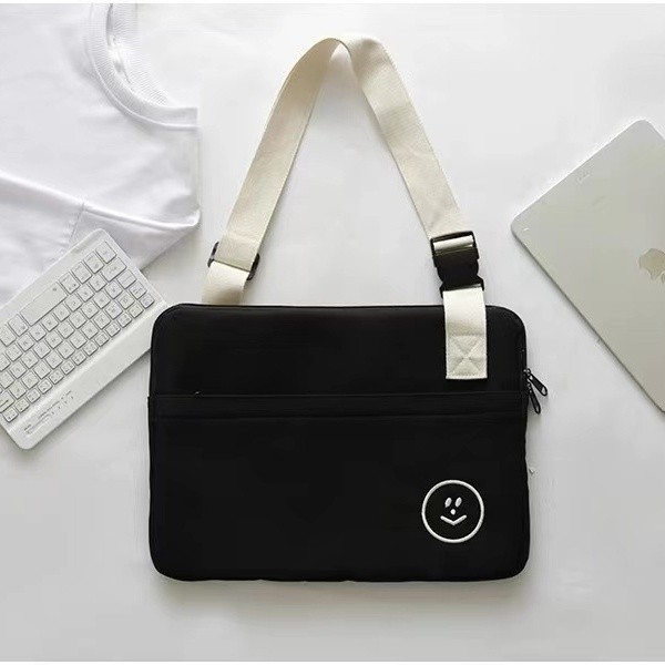 【1869人收藏】簡約單肩斜挎適用華為13蘋果macbook聯想pro14防震平板電腦包斜挎