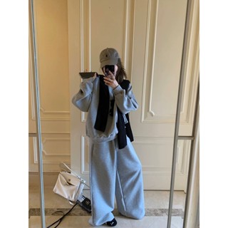 【Puffkten】慵懶風休閒套裝 大學t 灰色 長袖上衣 圓領大學T女 寬褲 長褲女 運動套裝 高腰拖地褲 寬褲 運動