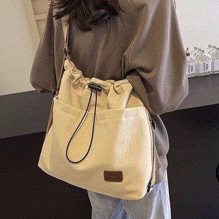 【HOT 本舖】質感大容量水桶包 帆布抽繩單肩斜跨包 日系輕便托特包 女多功能揹包 單肩斜挎包 運動包包