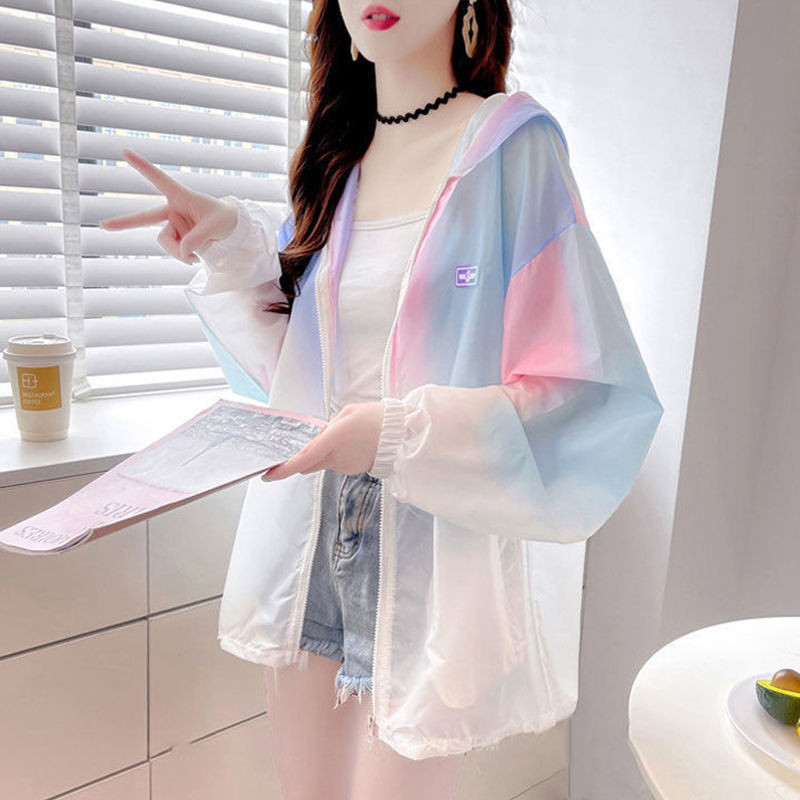 【3060人收藏】大尺碼女裝夏季防晒服薄款外套女2025年新款寬鬆洋氣減齡漸變防晒衣