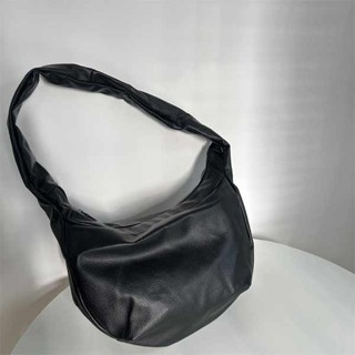OK原創小眾設計cleanfit美式高街黑色皮打褶斜挎新月包大容量男女