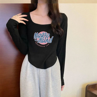 胖胖美依 上衣 長袖T卹 印花上衣 打底衫 保暖 S-XL新款長袖t卹女印花修身不規則短款打底衫上衣-2522.