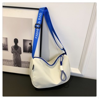 新款尼龍餃子包女大容量輕便斜挎包小眾設計百搭休閒包包Spot goods