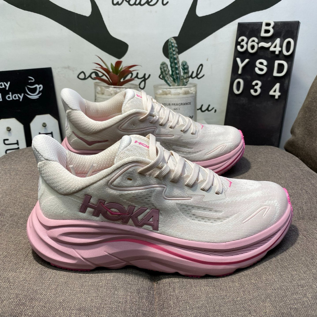 HOKA Clifton 10 女士跑步鞋，防滑，適合長距離跑步 CQBP