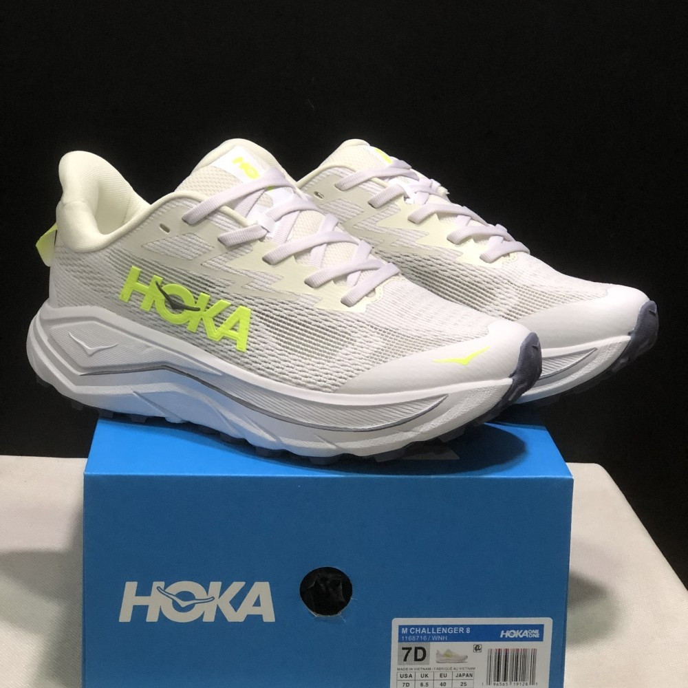 Hoka Challenger 8越野跑鞋，網布材質適合各種路況，適合在自然越野小道上跑步 R1KG PDUN XKR
