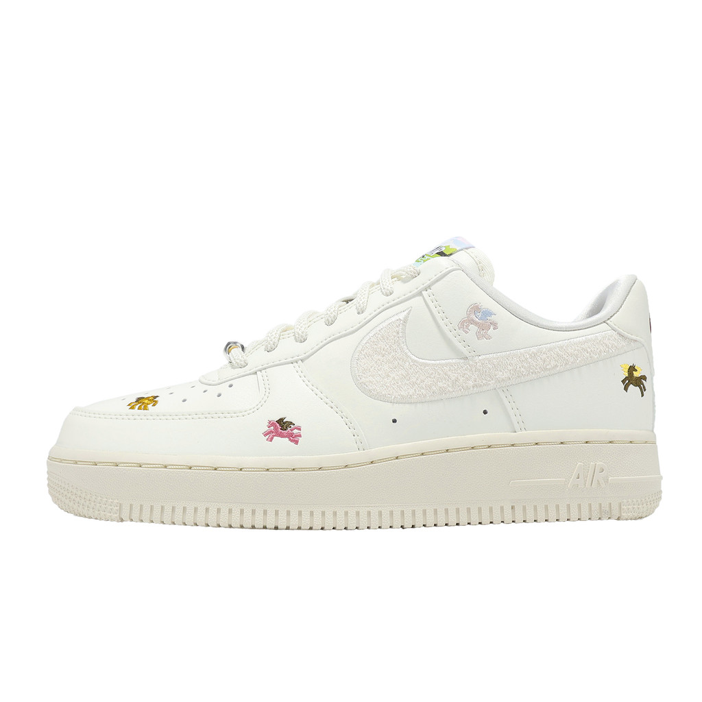 Nike 休閒鞋 Wmns Air Force 1 07 女鞋 新年 馬年 CNY [ACS] IQ1143-100