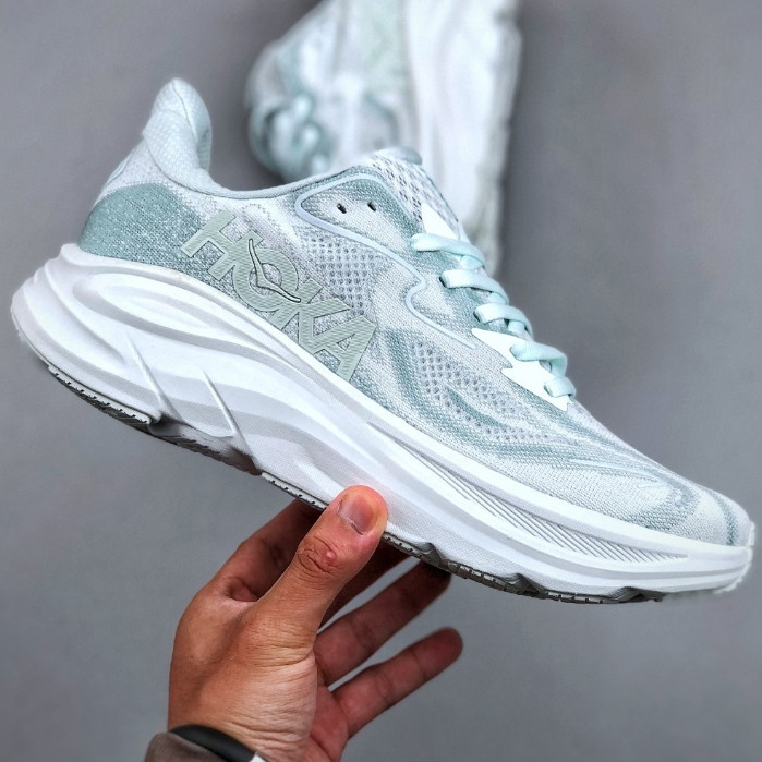 Hoka Clifton 10 和 Clifton 9 運動鞋，適用於跑步和日常穿著 1162031-DTDR GE3E